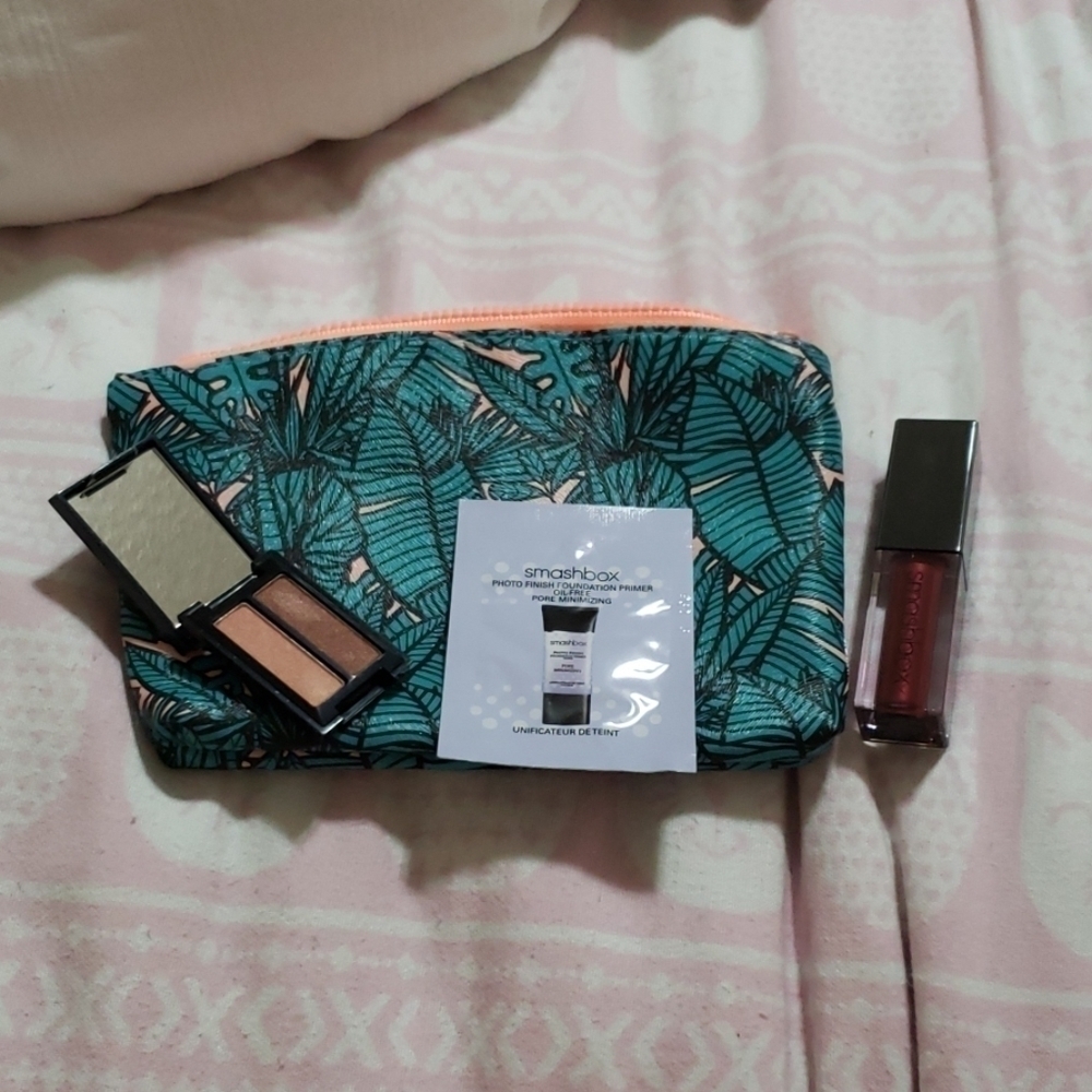 Smashbox bundle with ipsy bag. Nwt